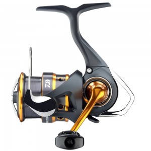 Mulineta Daiwa 24 Iprimi LT 2000S-P